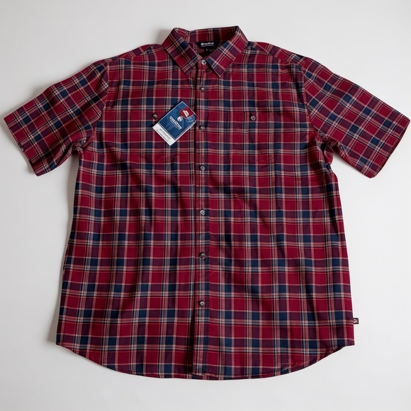 👛 (ANY 2/$25) WINDRIVER Red Plaid Short Sleeve Shirt NWT - Picture 2 of 10
